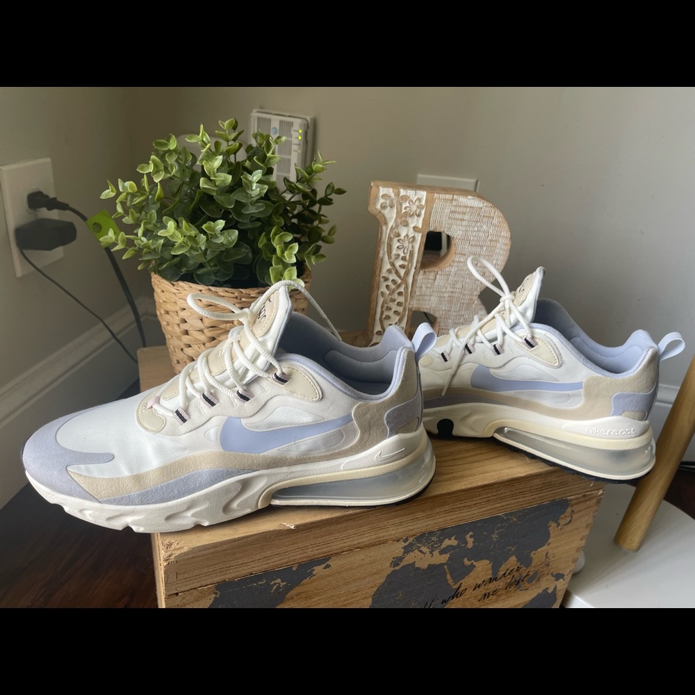Nike